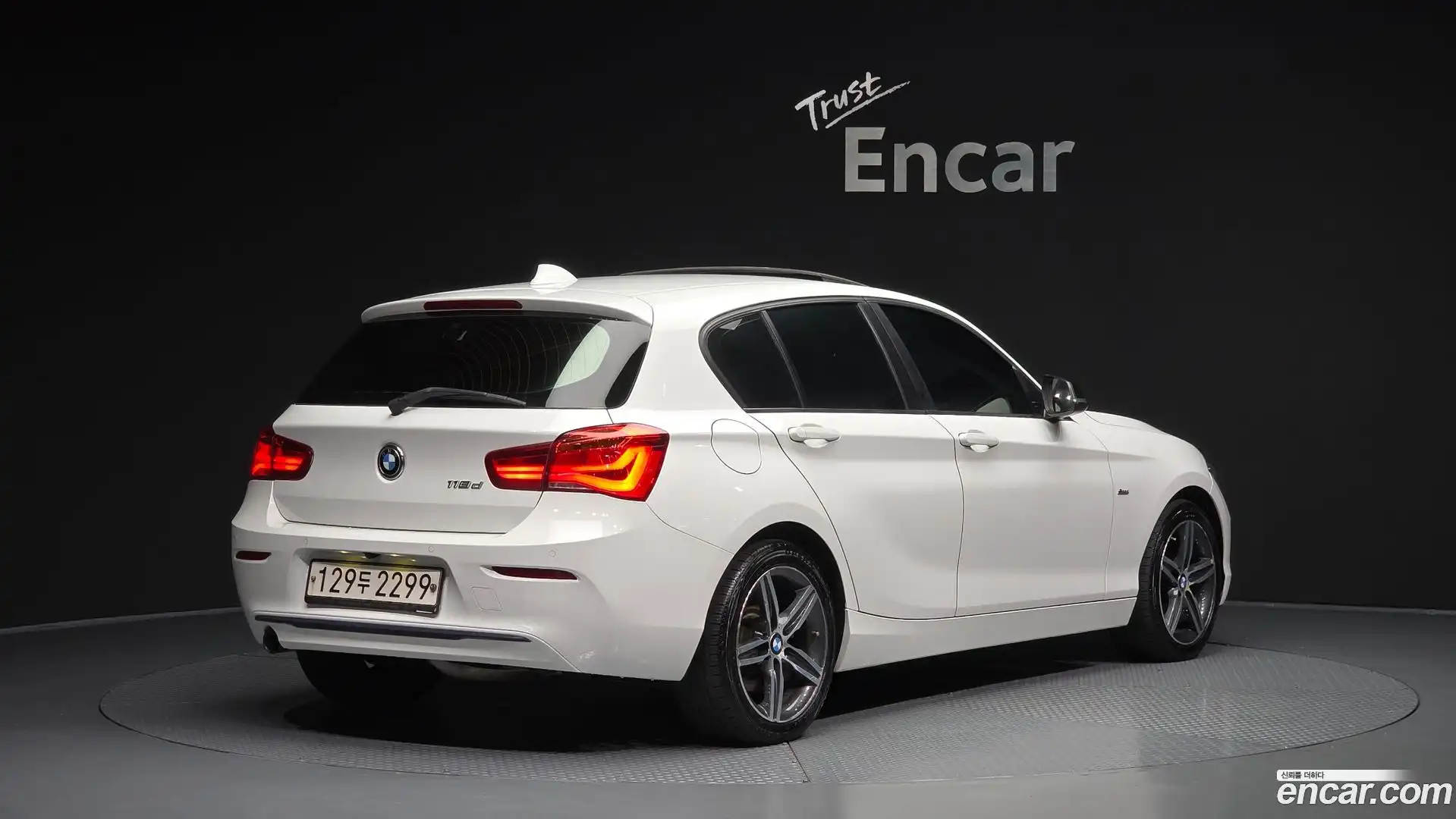 1-Series BMW 2018.11-OUTER-002