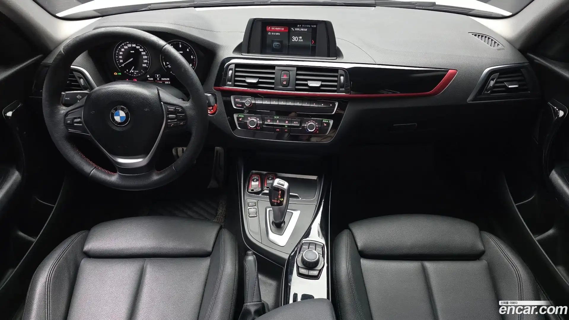 1-Series BMW 2018.11-INNER-007