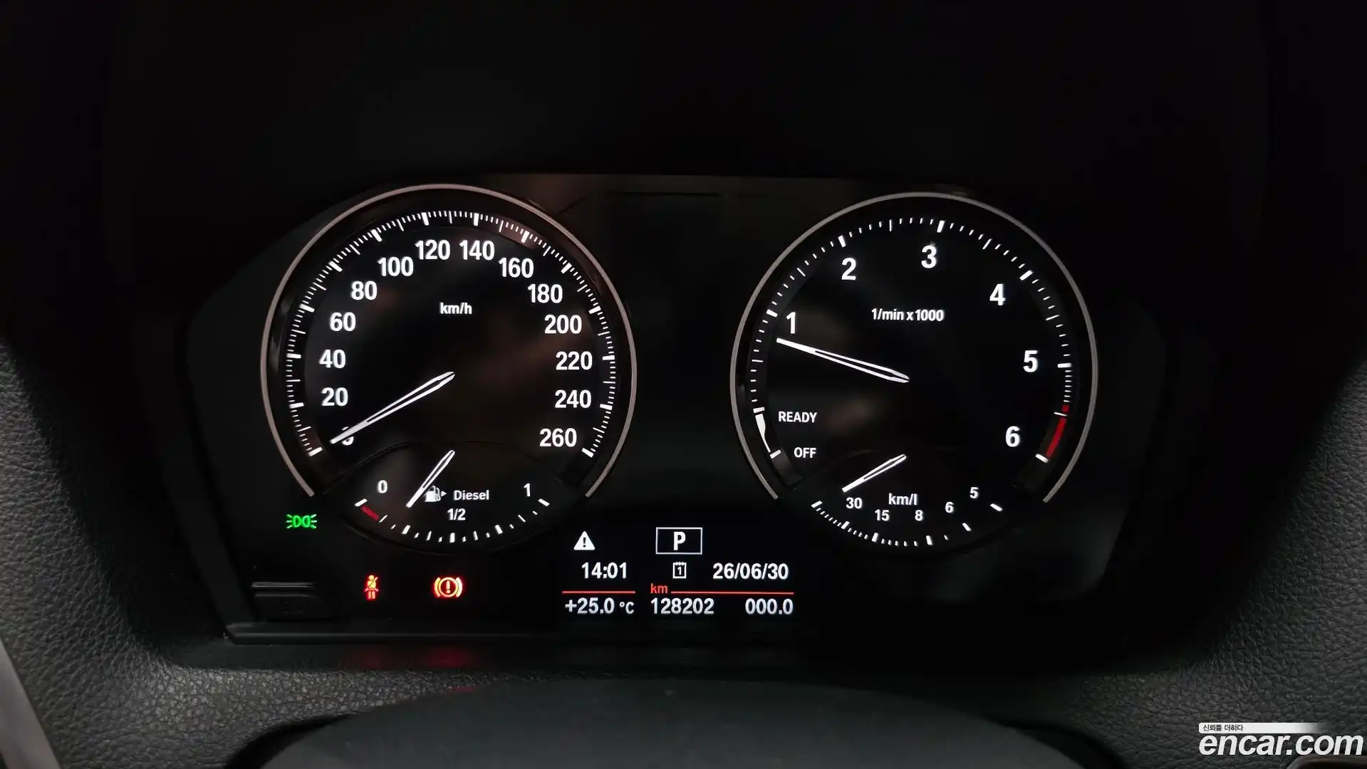 1-Series BMW 2018.11-INNER-008