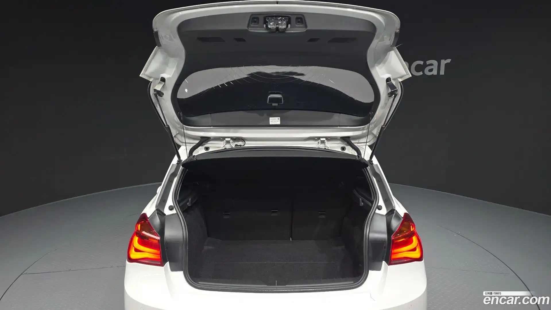1-Series BMW 2018.11-OPTION-024