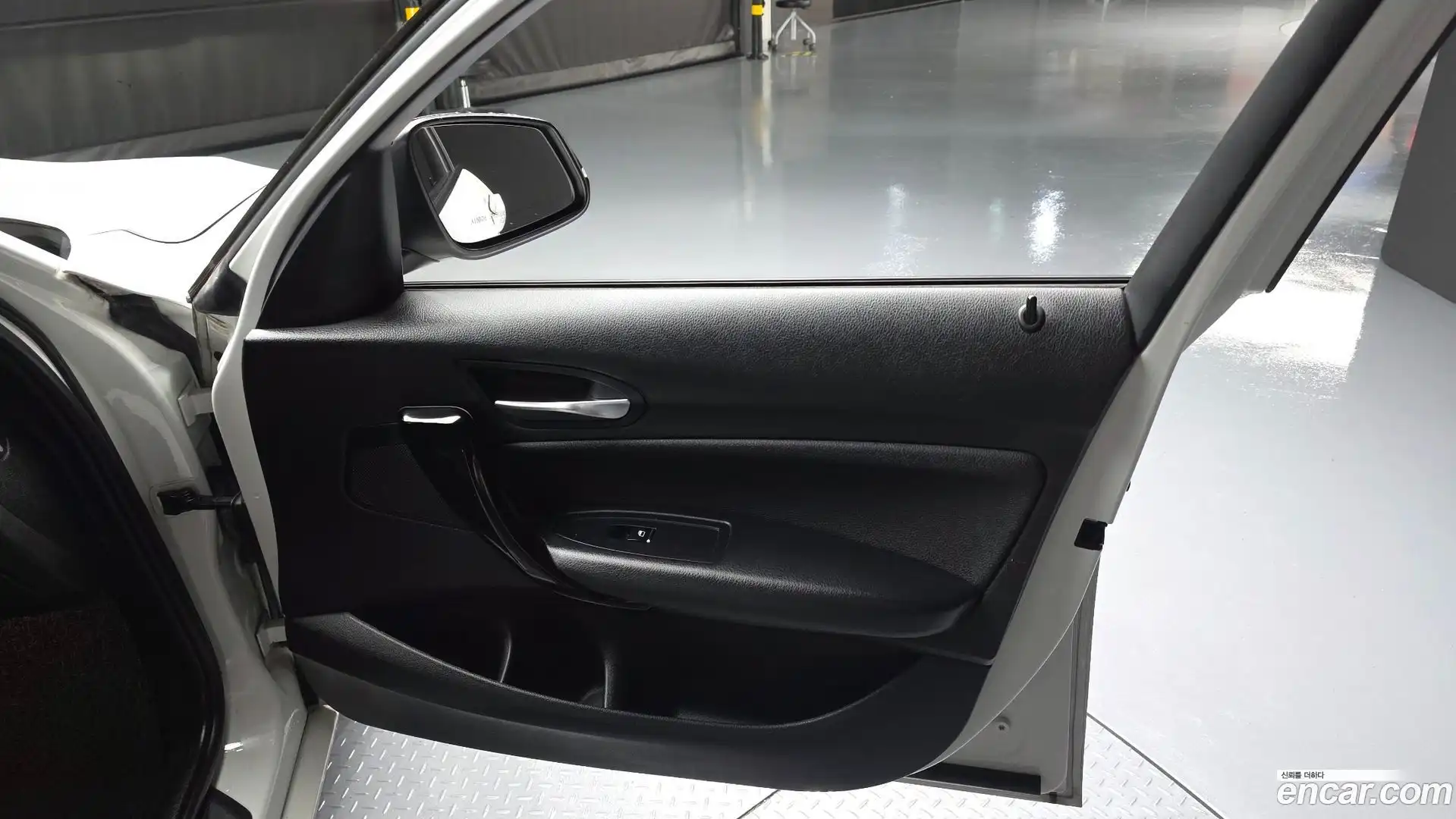 1-Series BMW 2018.11-INNER-034