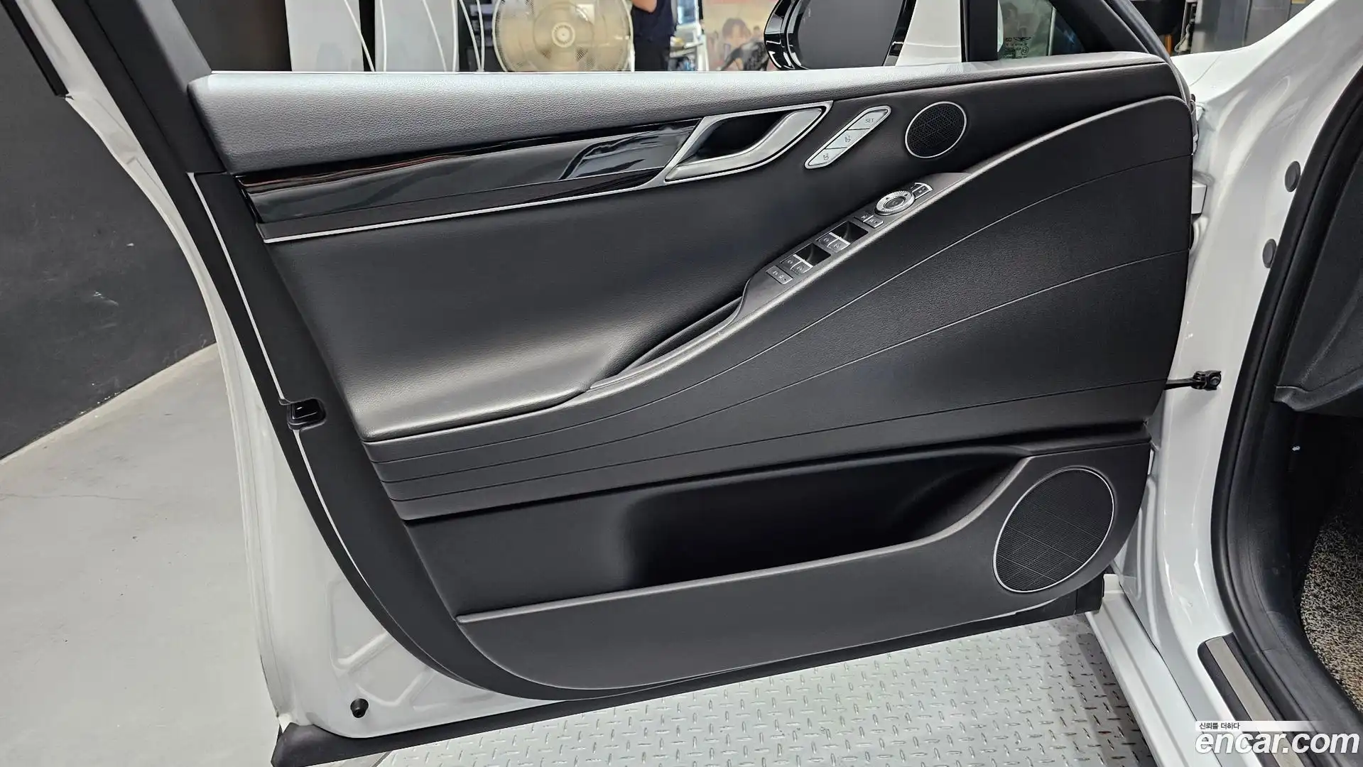 G80 Genesis 2021.3-INNER-034