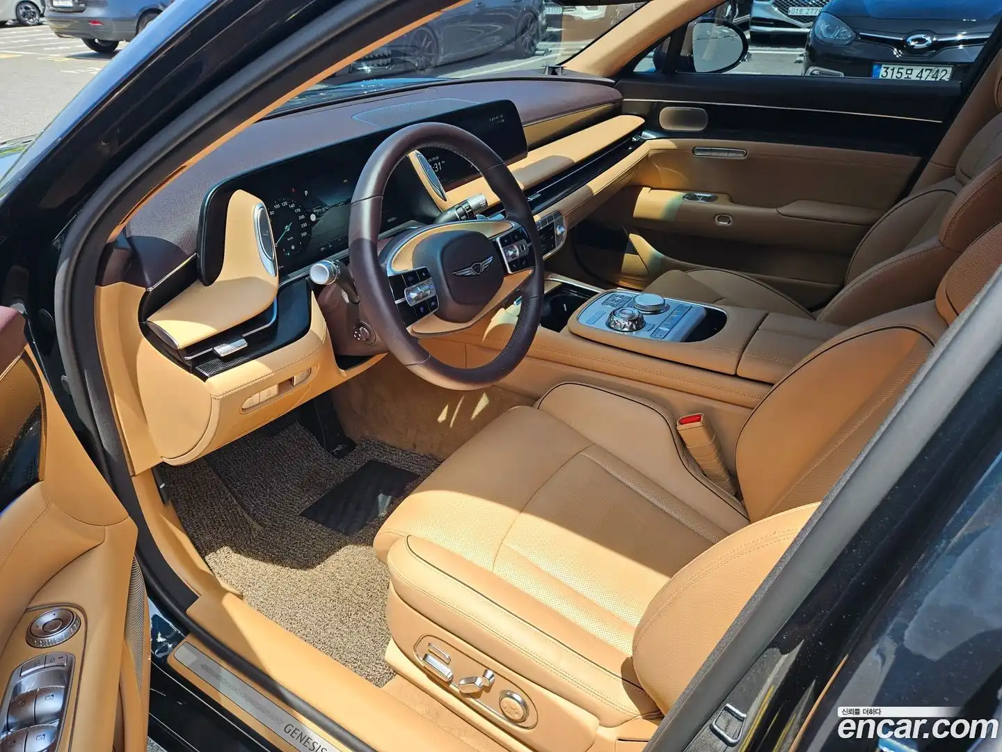 G90 Genesis 2023.11-INNER-010
