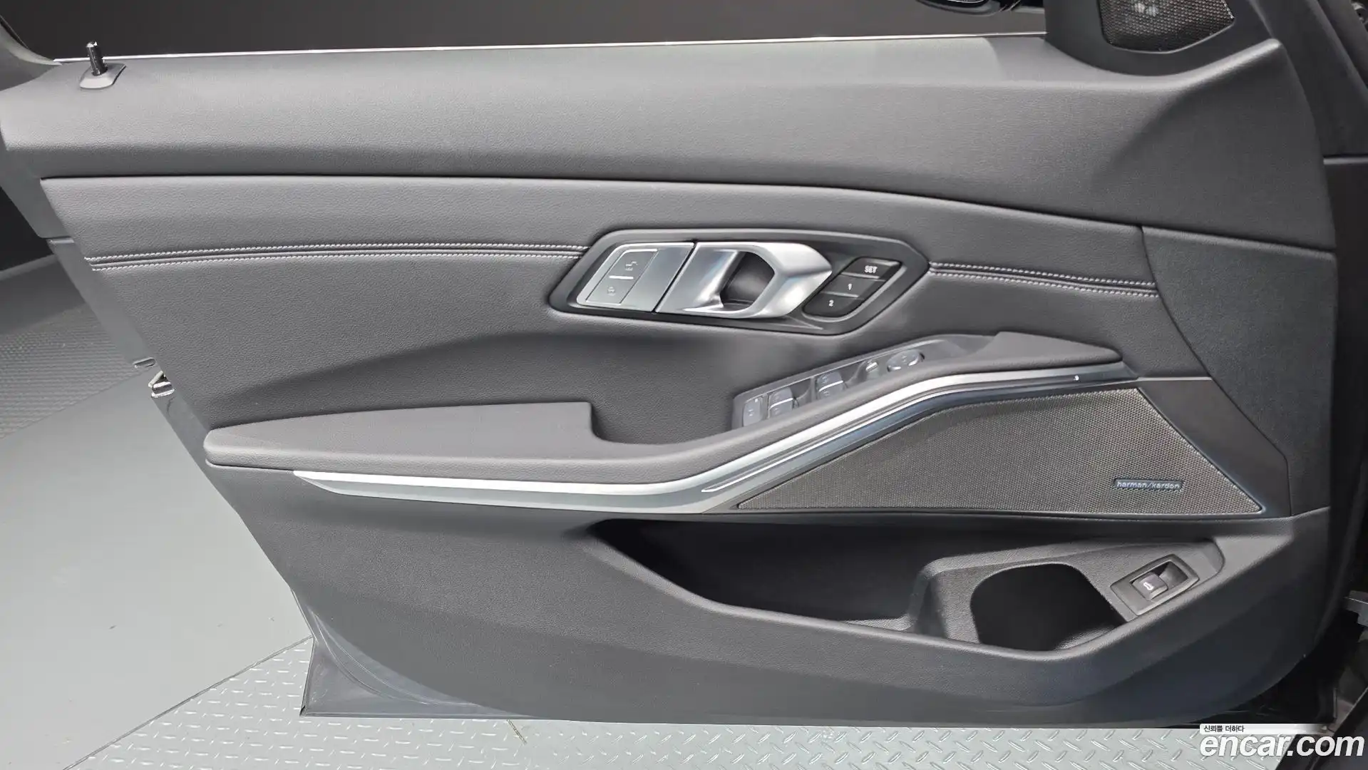 3-Series BMW 2021.3-INNER-034