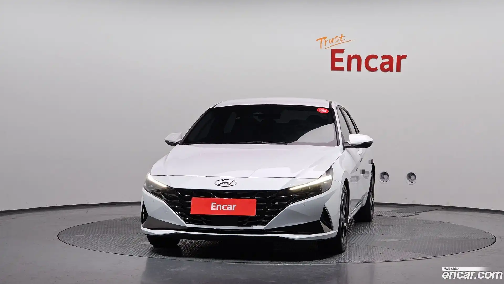 AVANTE Hyundai 2021.0-OUTER-003