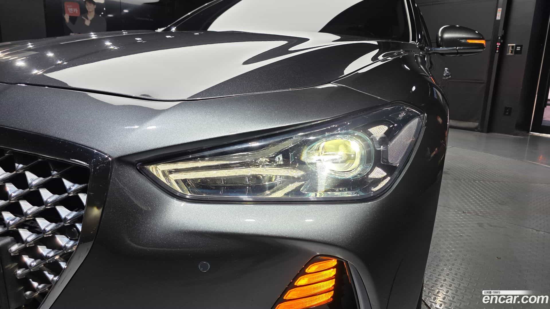 G70 Genesis 2017.10-OUTER-032