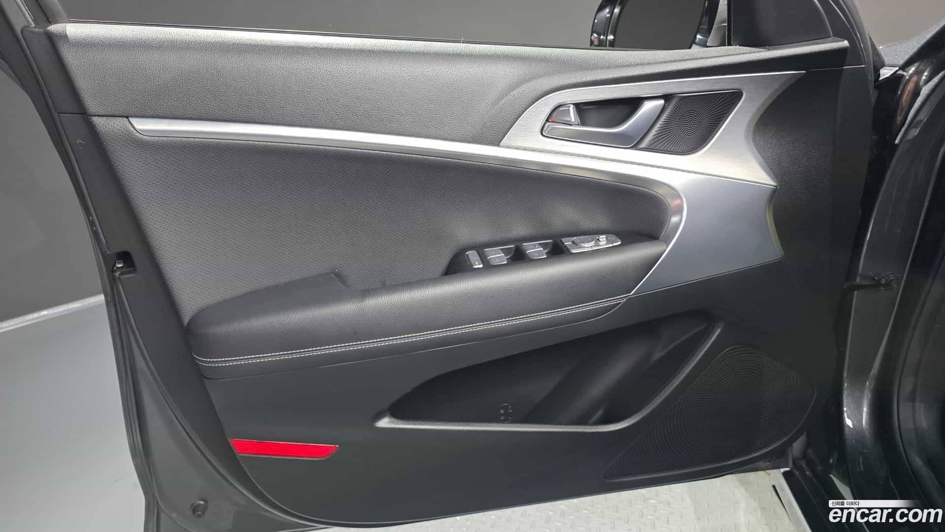 G70 Genesis 2017.10-INNER-034