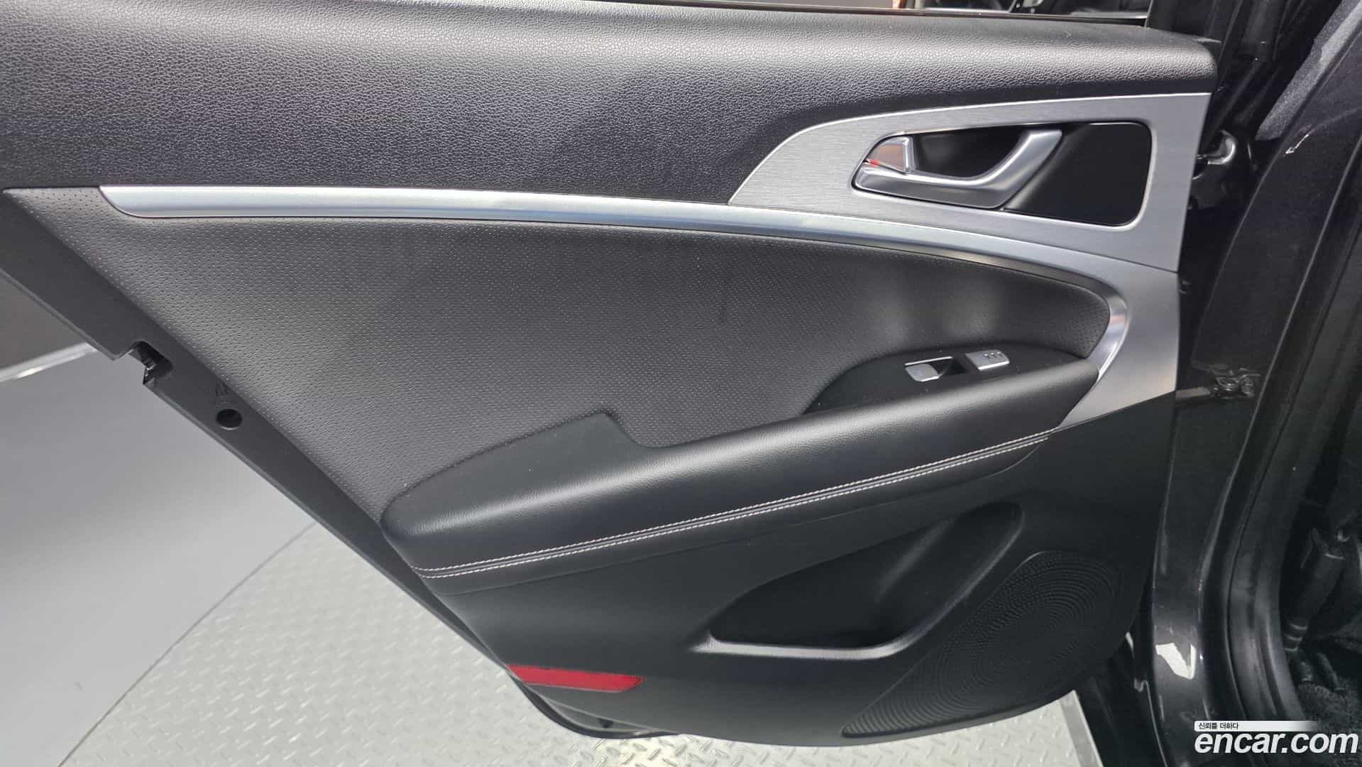 G70 Genesis 2017.10-INNER-035