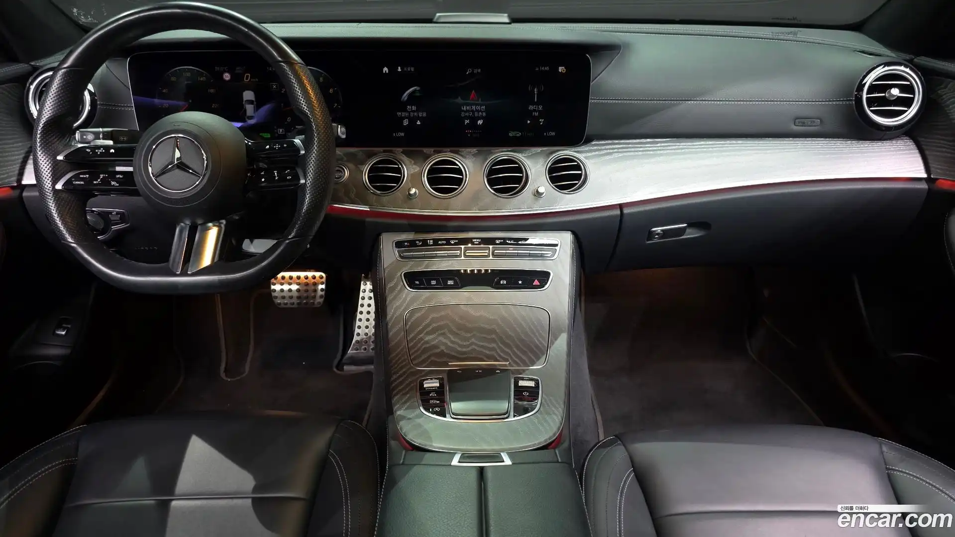 E-Class Mercedes-Benz 2021.8-INNER-007