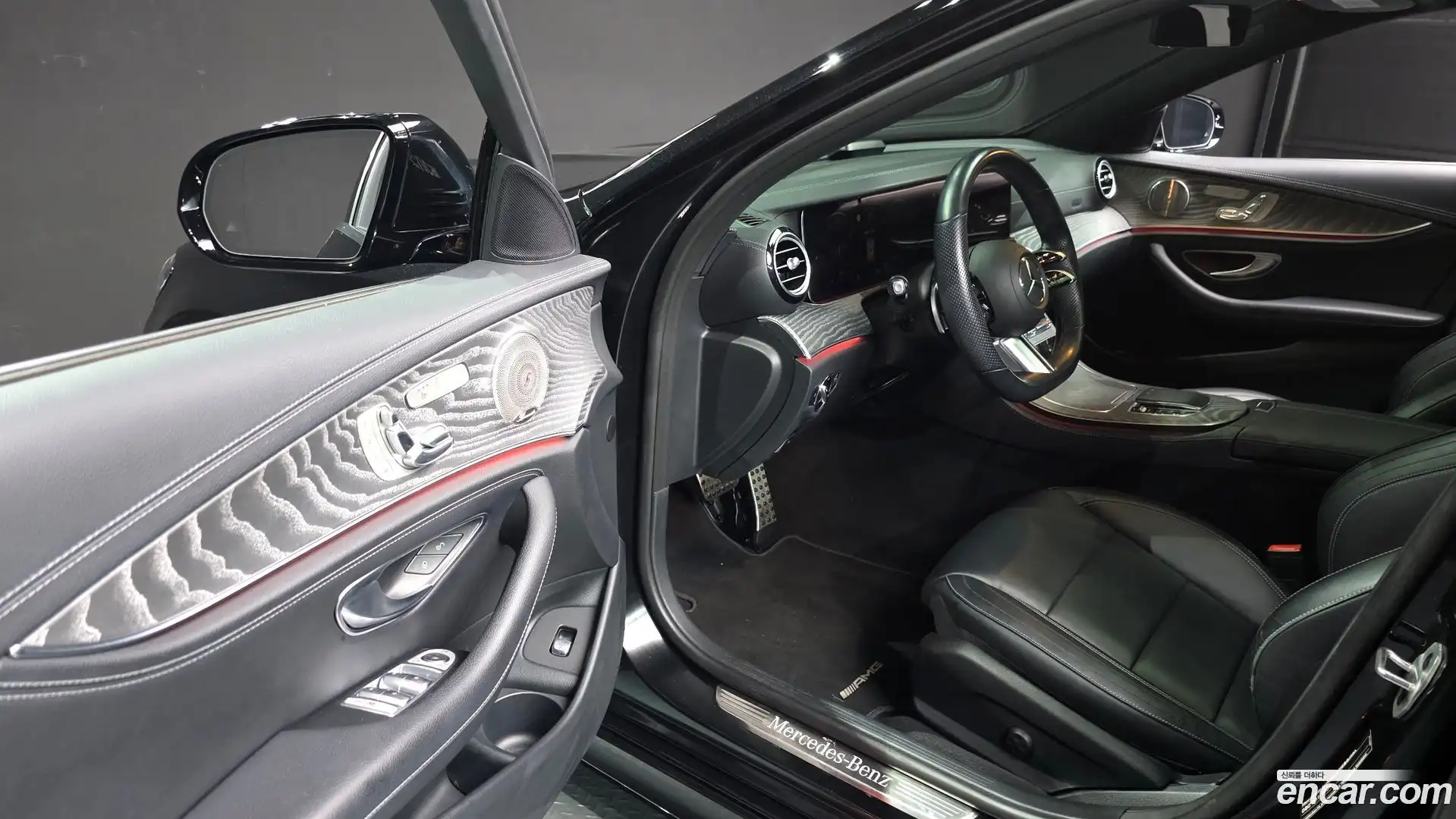 E-Class Mercedes-Benz 2021.8-INNER-010