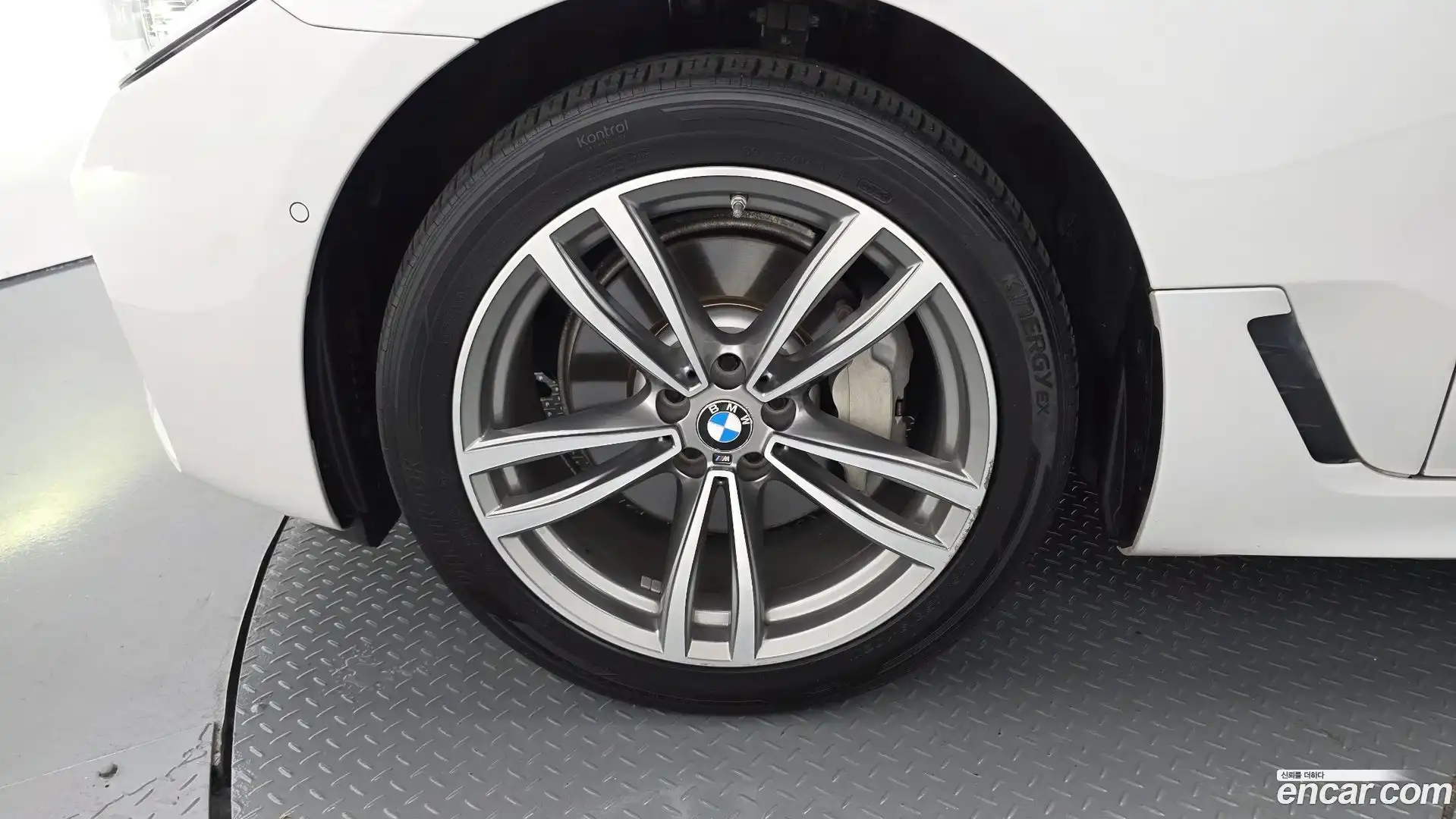 Gran Turismo BMW 2020.0-OUTER-005
