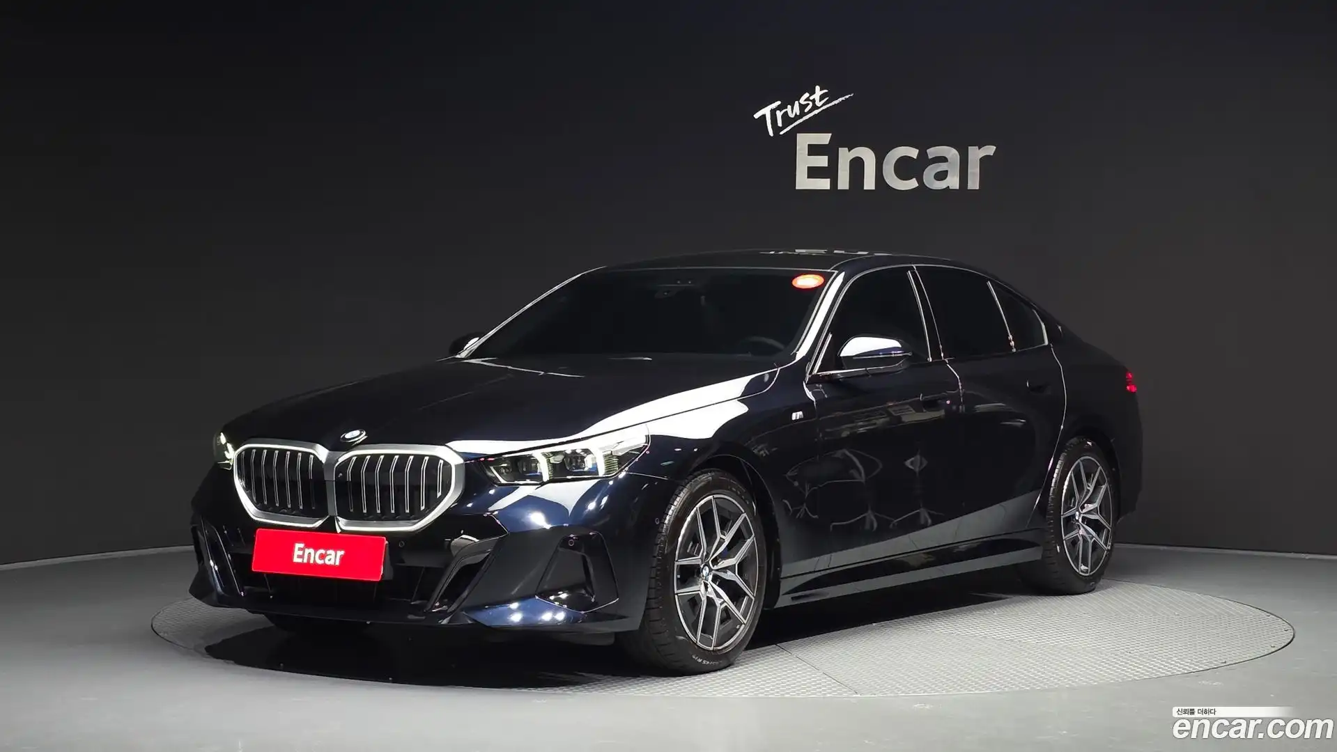 5-Series BMW 2024.11-OUTER-001