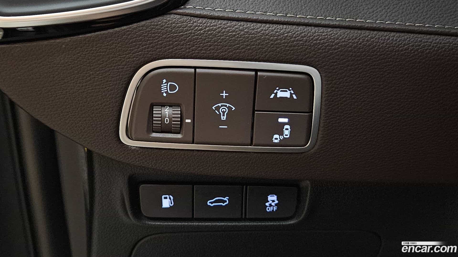 Grandeur Hyundai 2019.7-OPTION-021