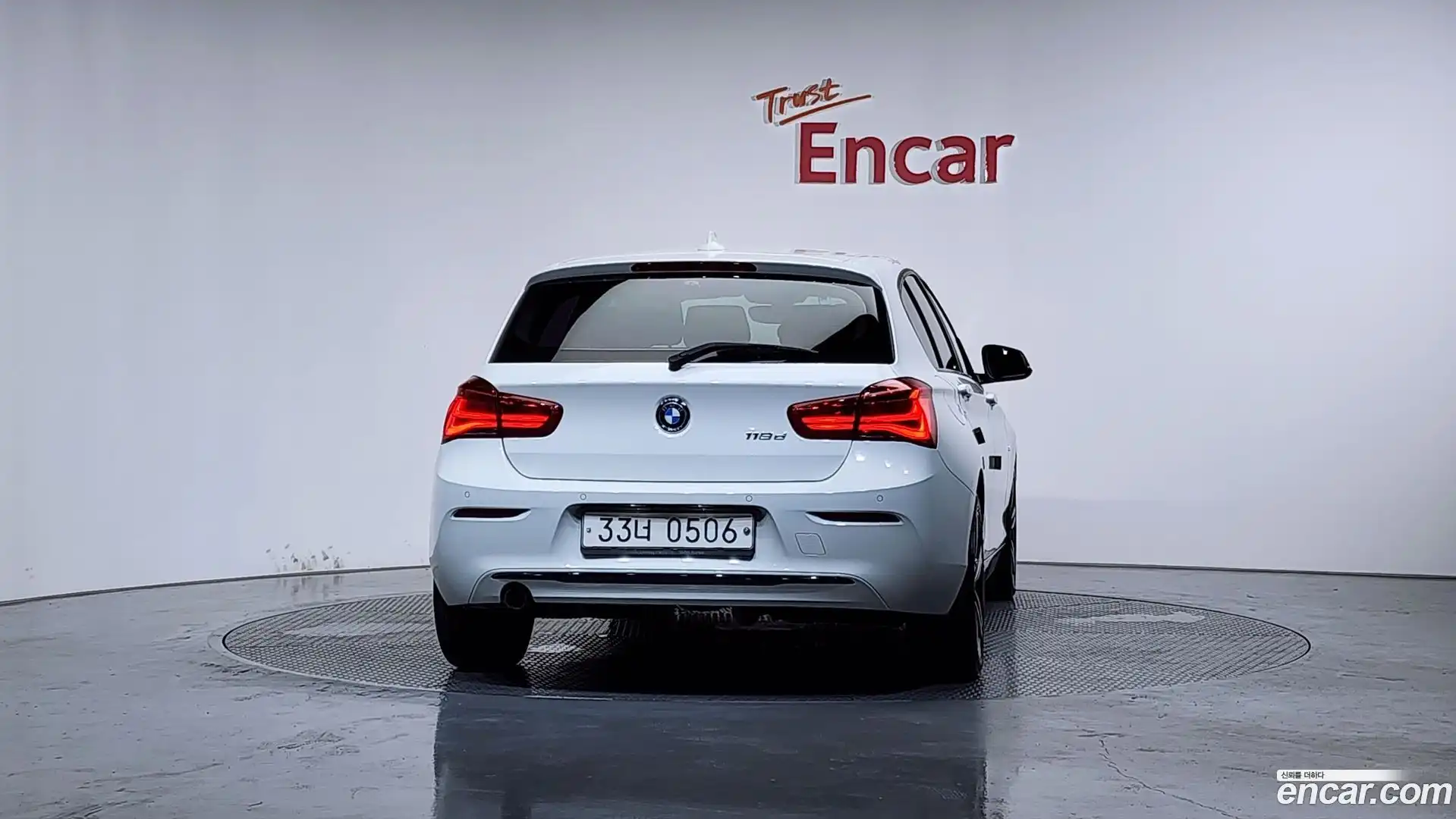 1-Series BMW 2016.5-OUTER-004