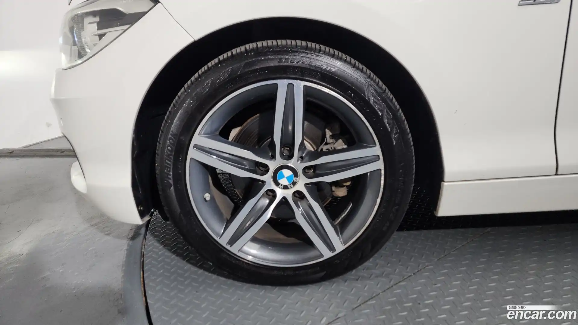 1-Series BMW 2016.5-OUTER-005