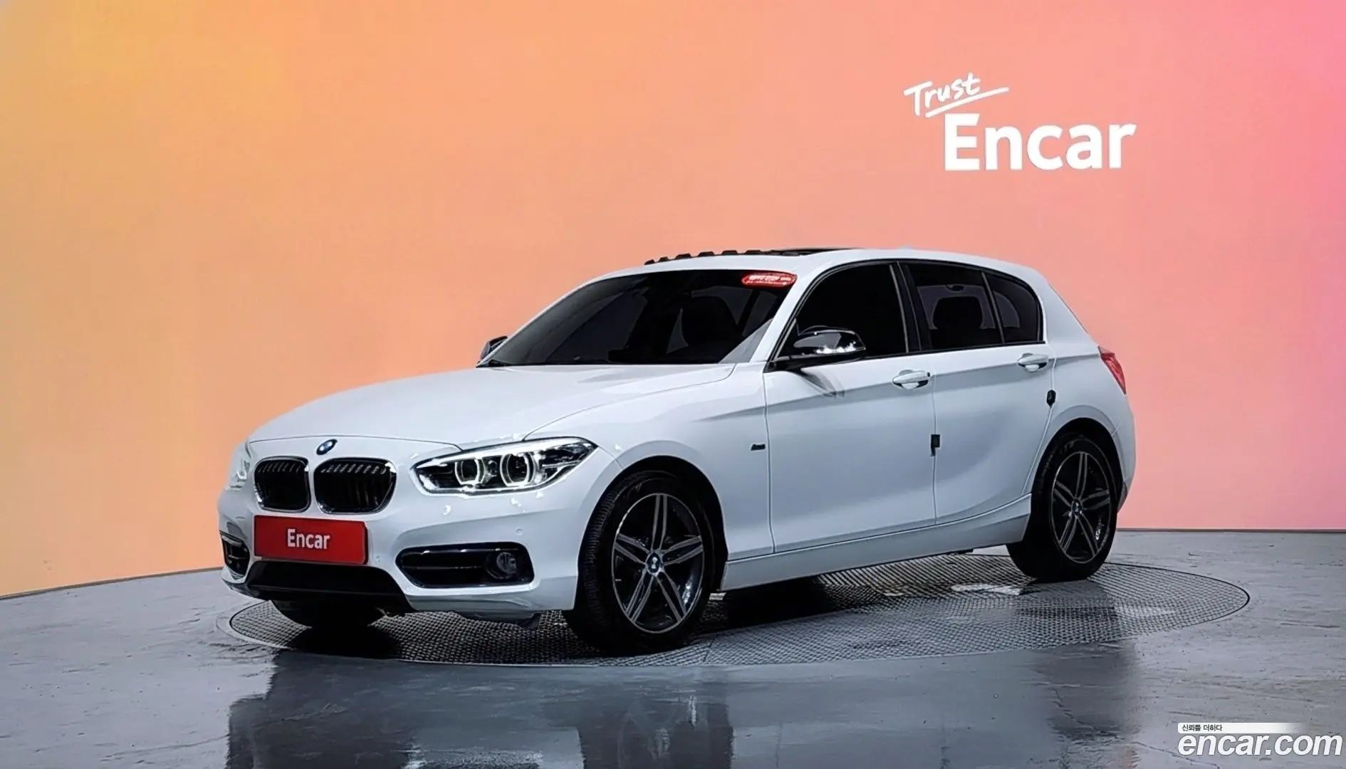 Main__Slider__Photo:1-Series BMW 2016.5-0