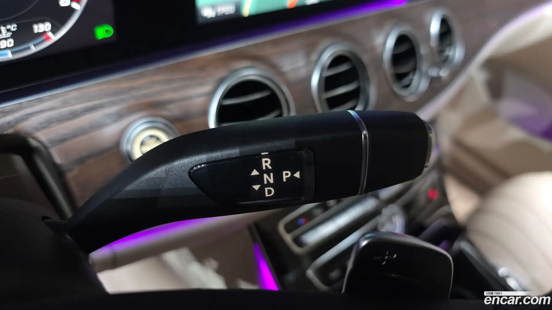 E-Class Mercedes-Benz 2016.6-INNER-009