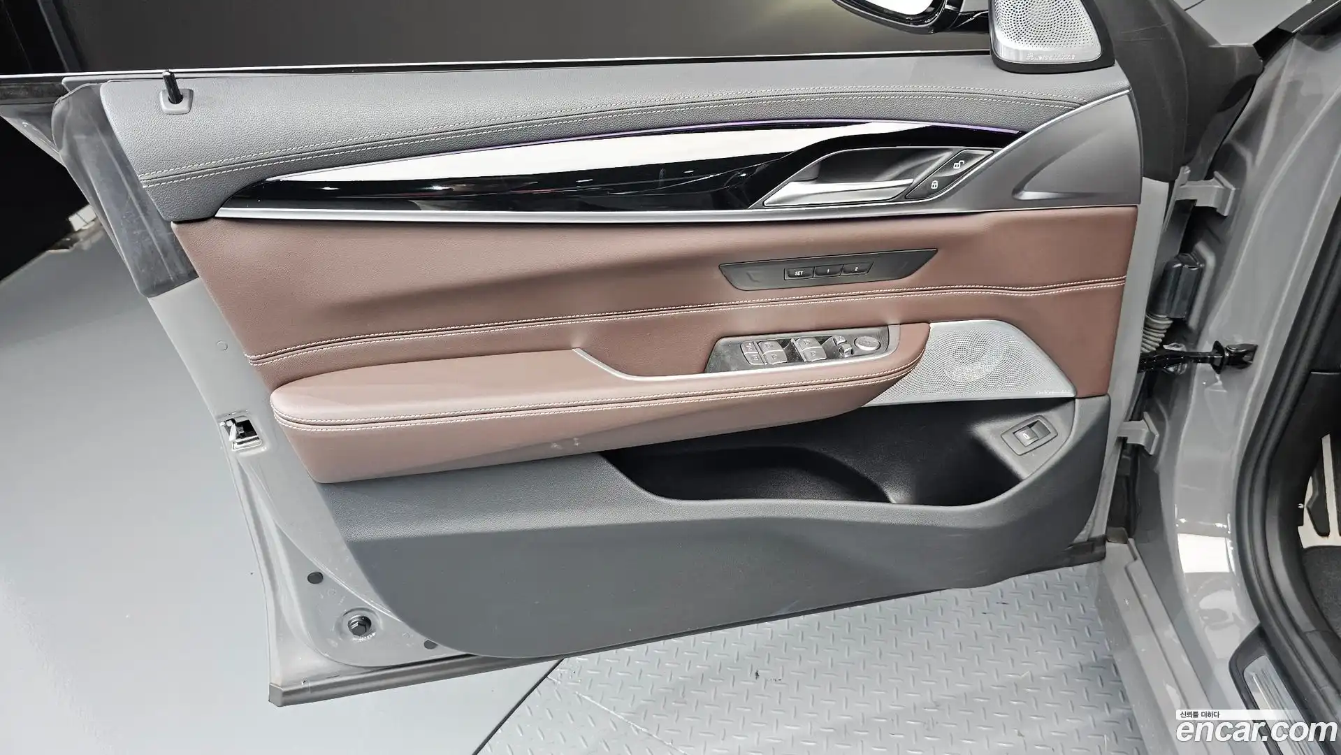 Gran Turismo BMW 2022.2-INNER-034