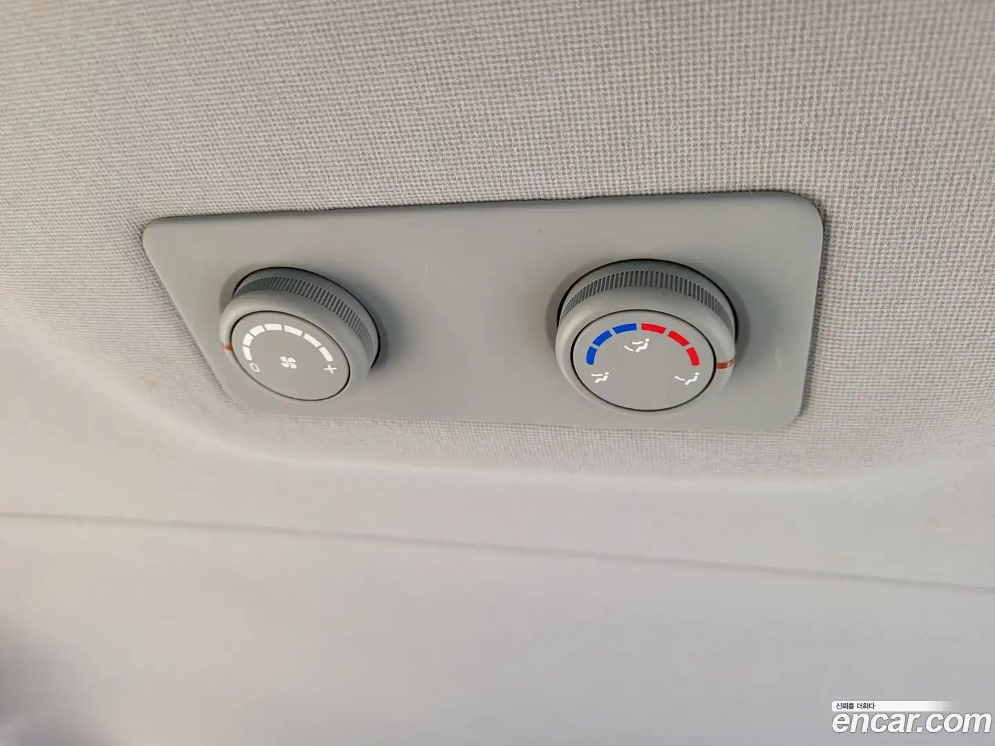 Starex Hyundai 2019.0-OPTION-017