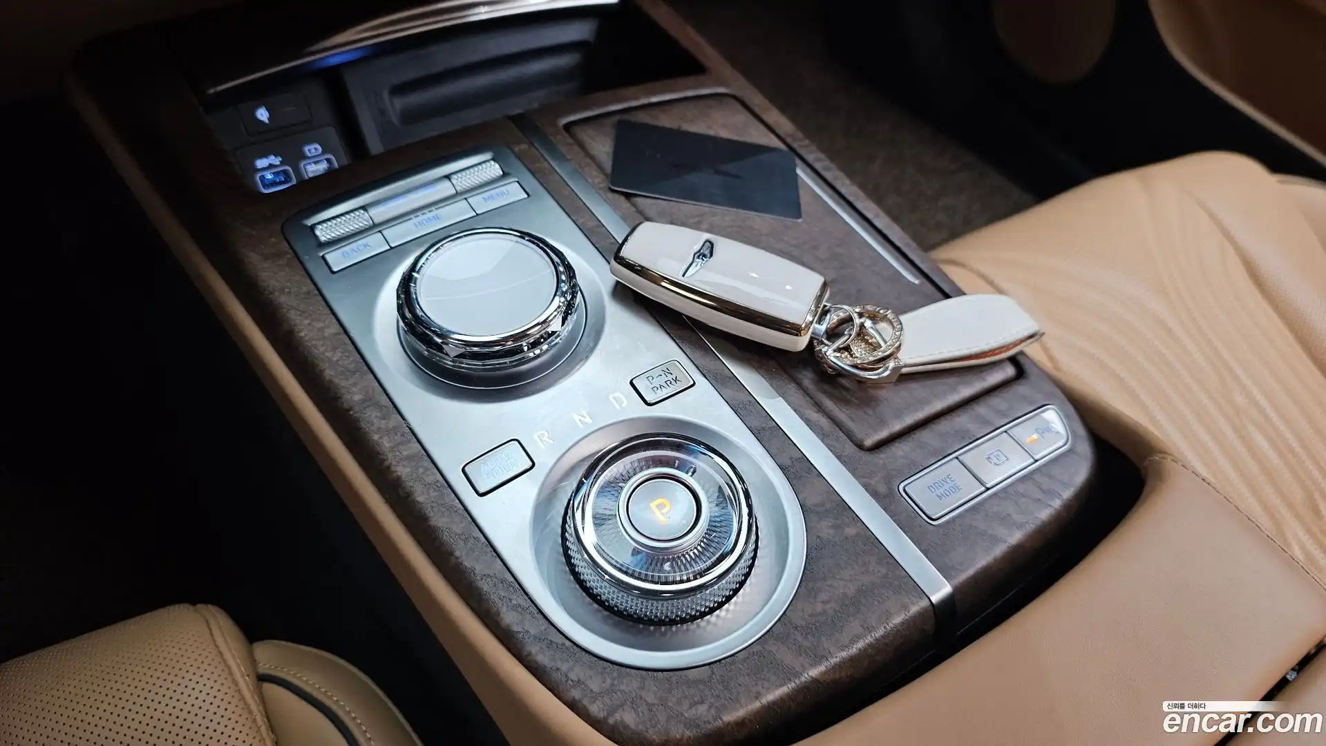 G80 Genesis 2023.0-INNER-009