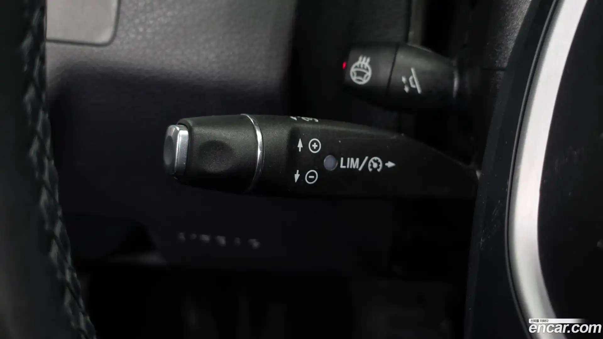 E-Class Mercedes-Benz 2015.1-OPTION-021