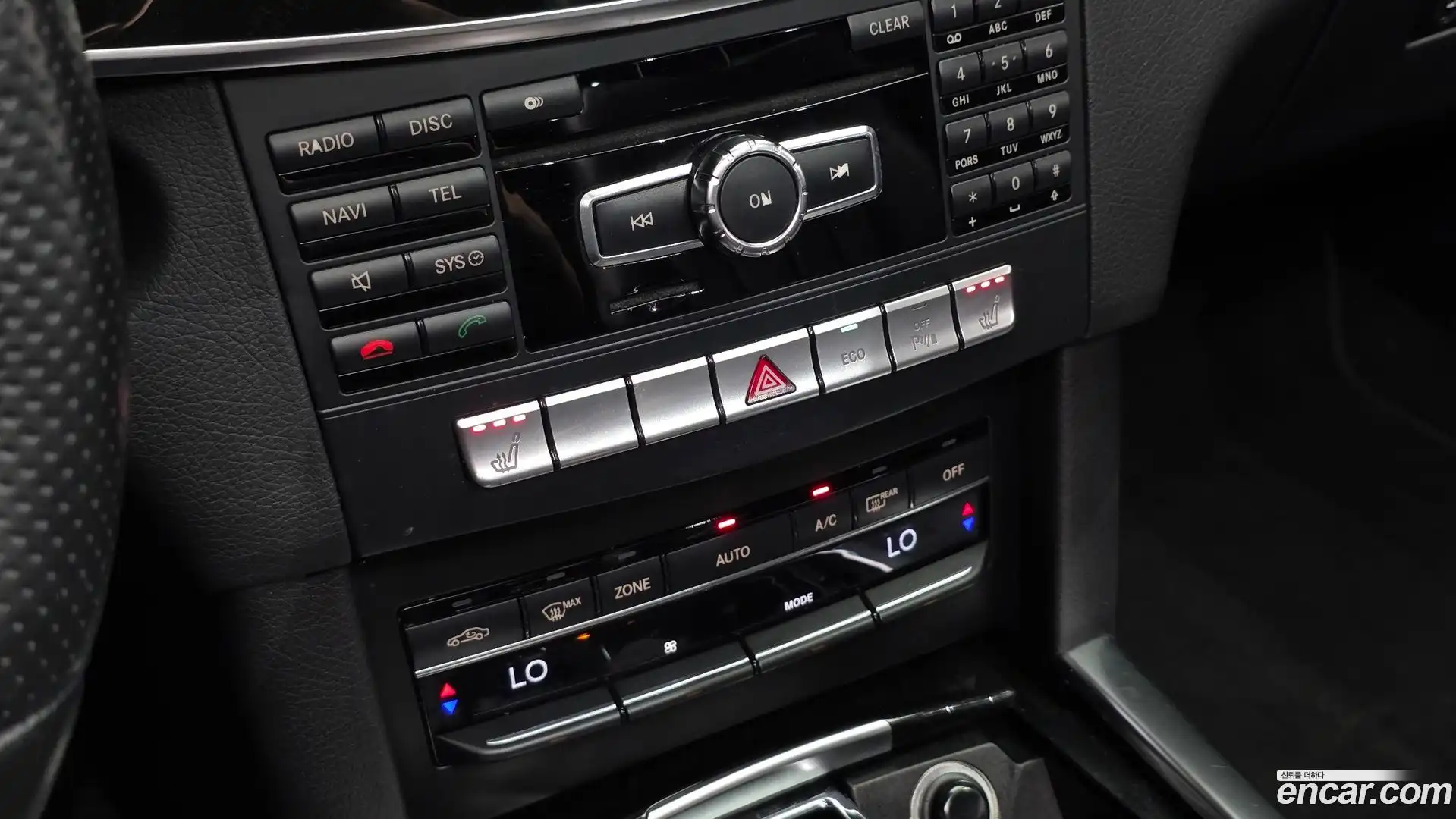 E-Class Mercedes-Benz 2015.1-OPTION-022