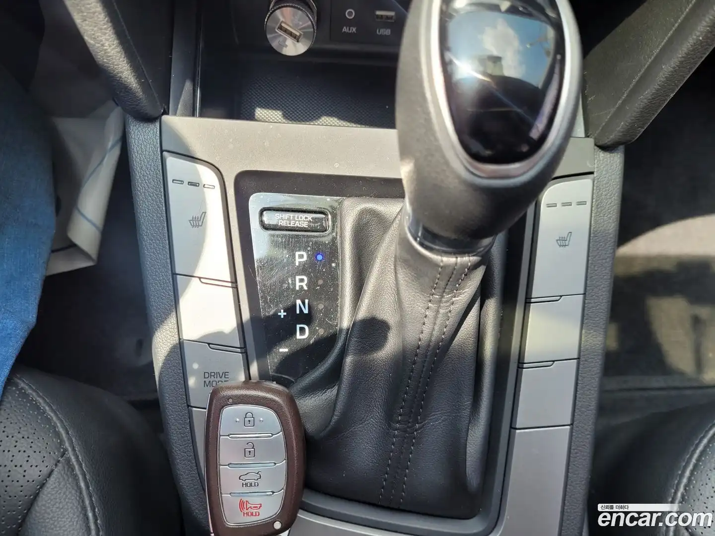 AVANTE Hyundai 2018.0-INNER-009