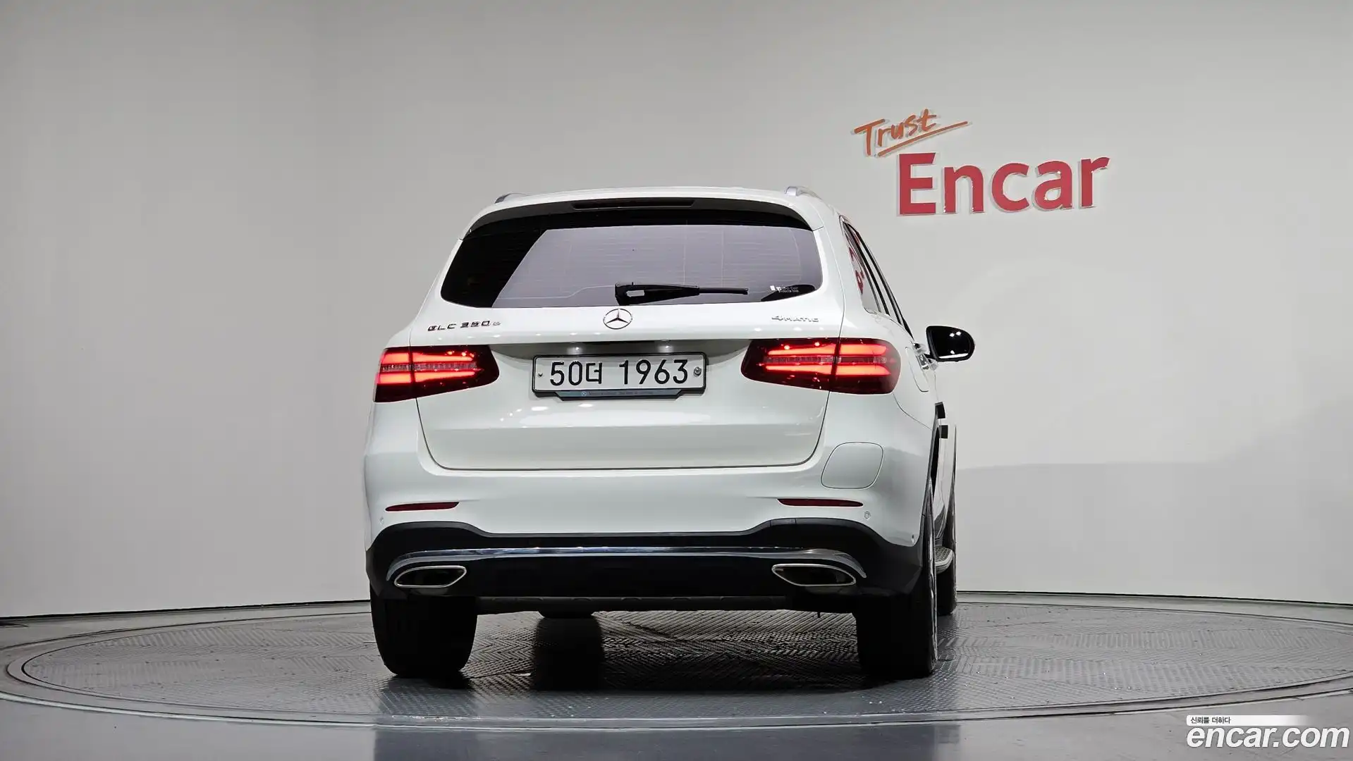 GLC-Class Mercedes-Benz 2018.11-OUTER-004