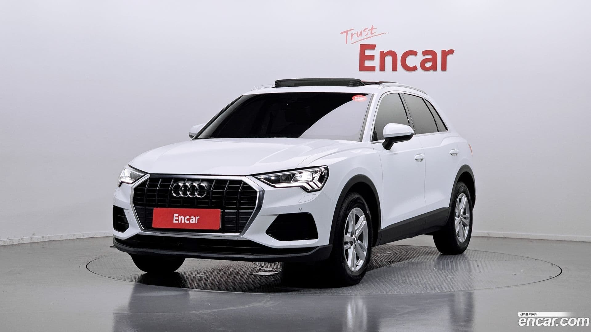 Main__Slider__Photo:Q3 Audi 2020.10-0