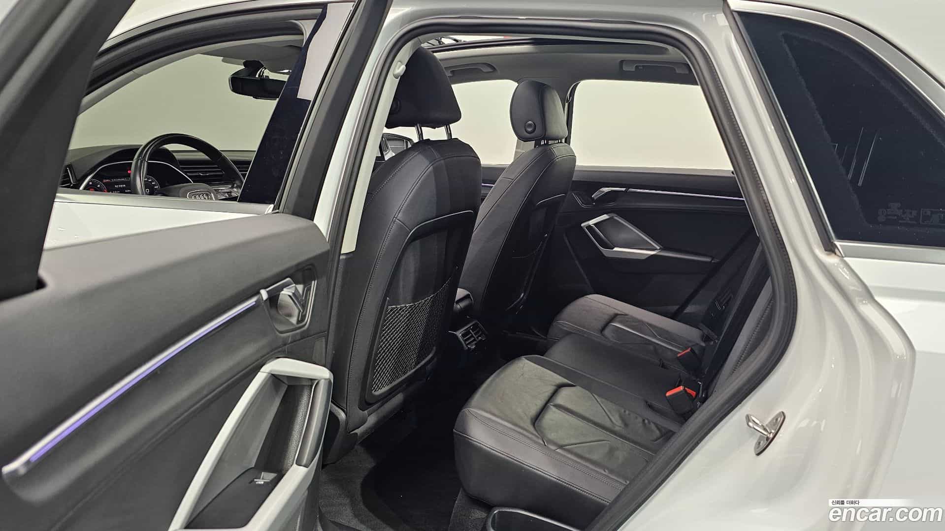Q3 Audi 2020.10-OPTION-015