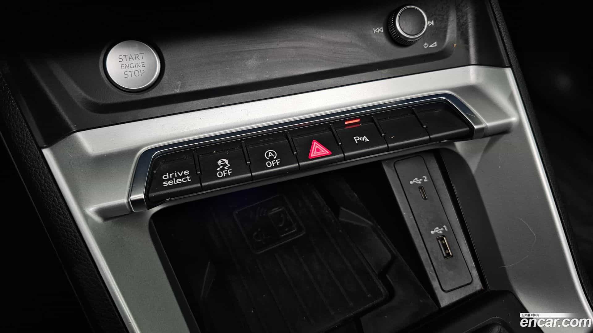 Q3 Audi 2020.10-OPTION-016