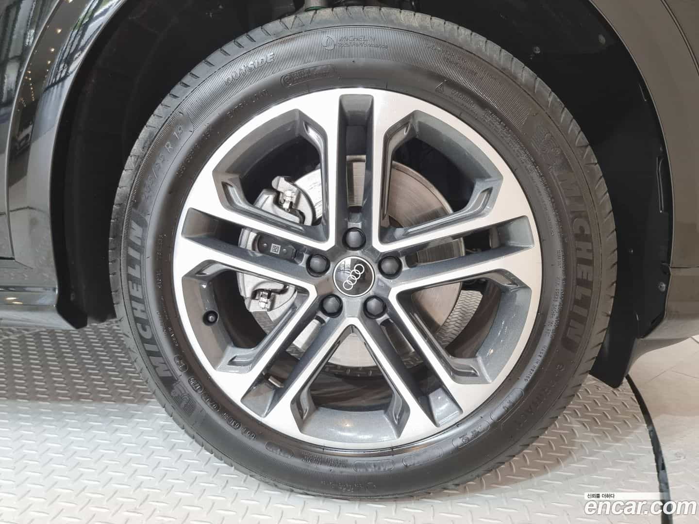 Q5 Audi 2025.8-OUTER-005