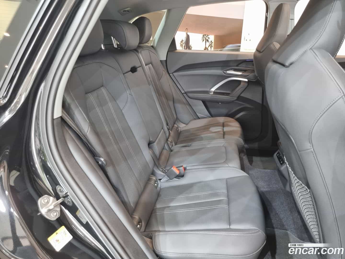 Q5 Audi 2025.8-OPTION-015