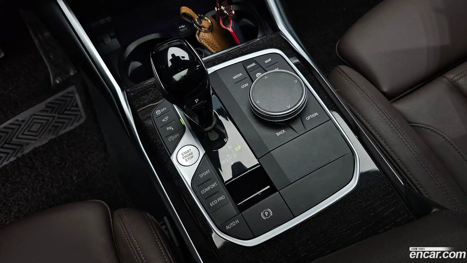 3-Series BMW 2022.6-INNER-009