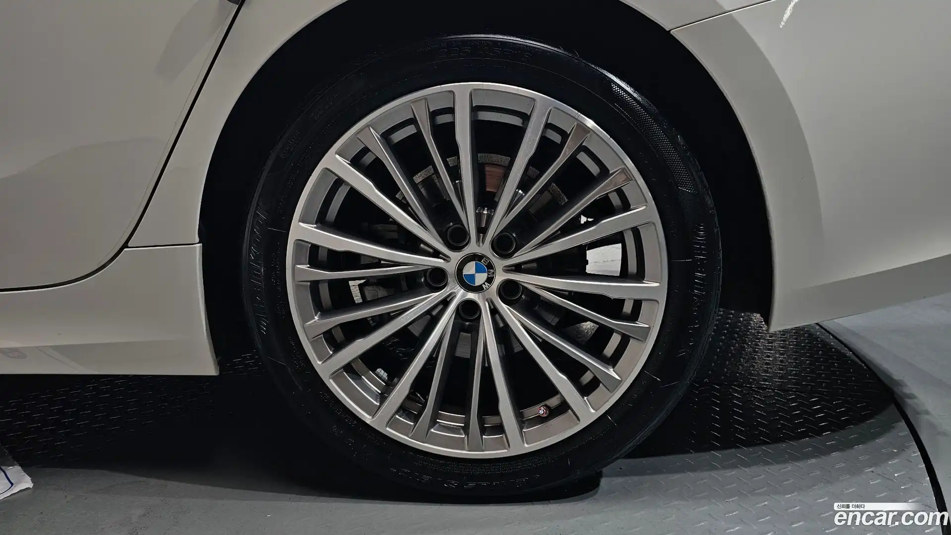 3-Series BMW 2022.6-OUTER-031