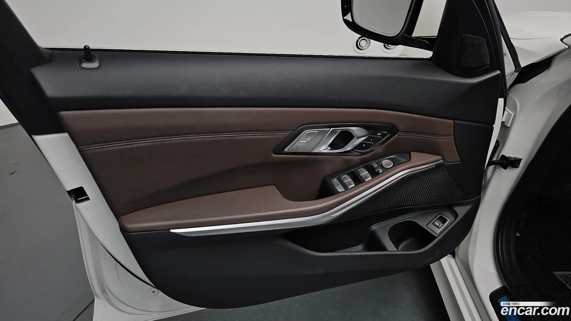 3-Series BMW 2022.6-INNER-034