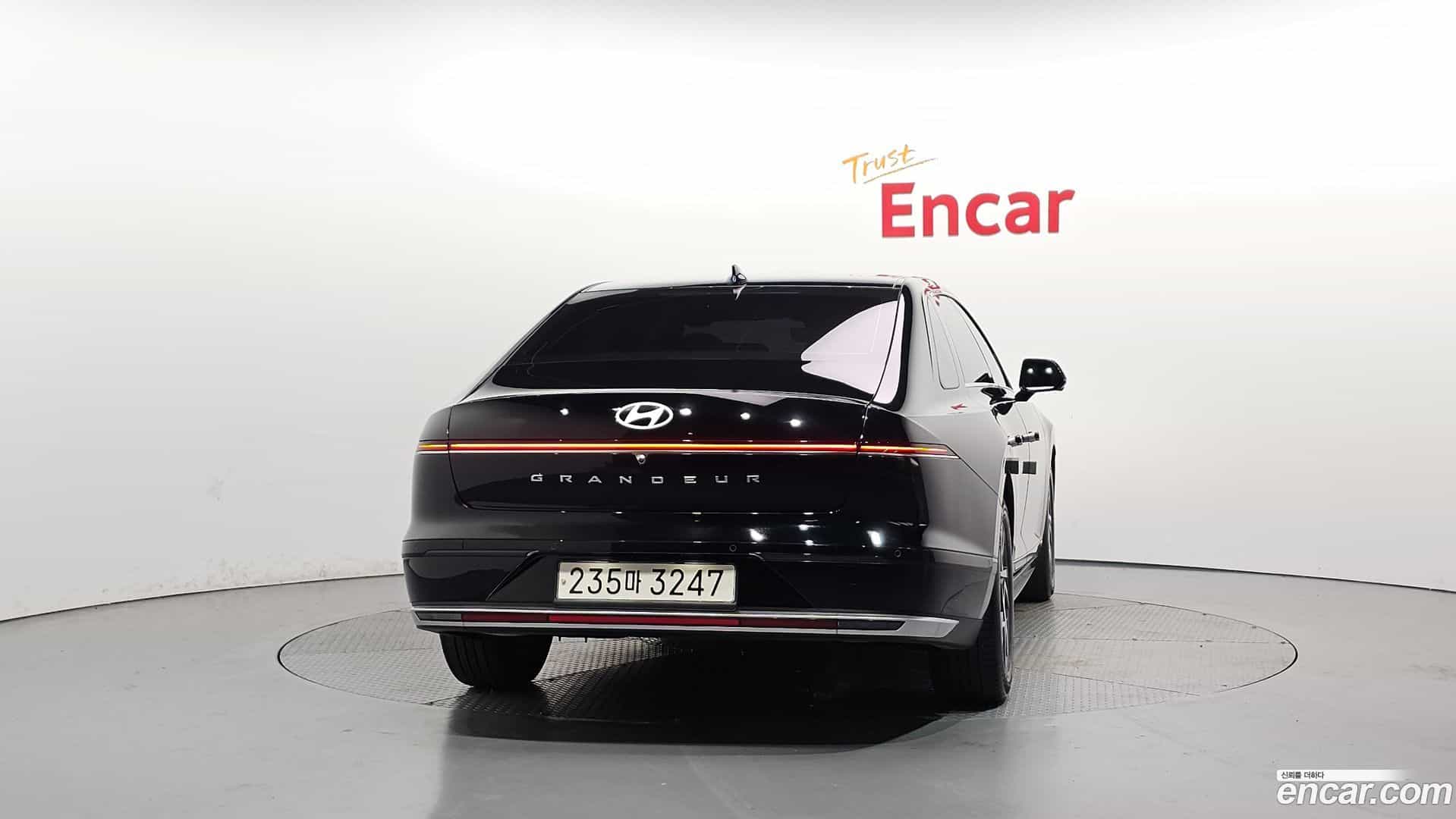 Grandeur Hyundai 2023.0-OUTER-004