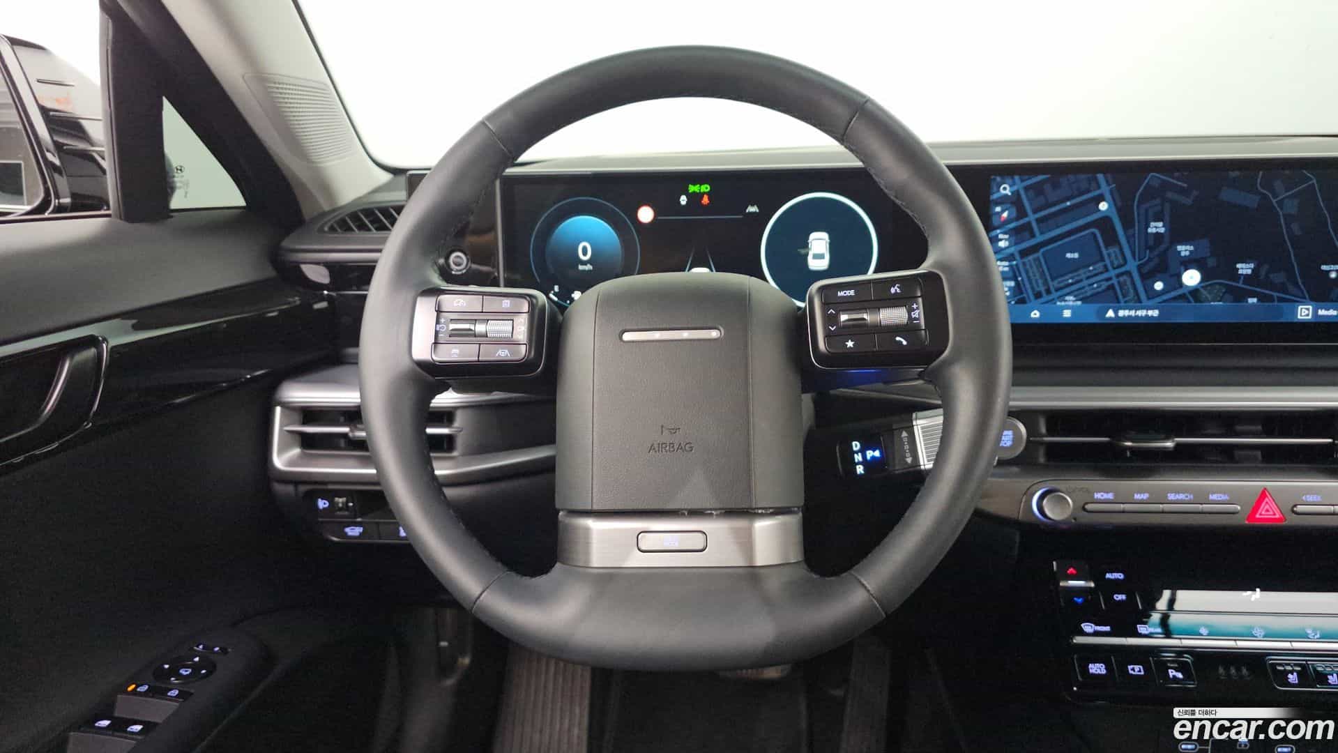 Grandeur Hyundai 2023.0-OPTION-017