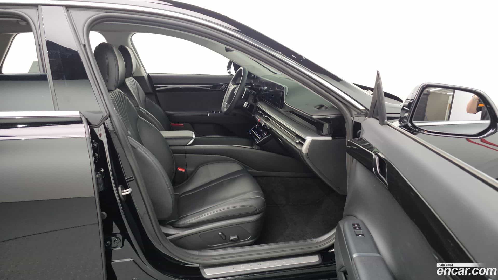 Grandeur Hyundai 2023.0-INNER-036
