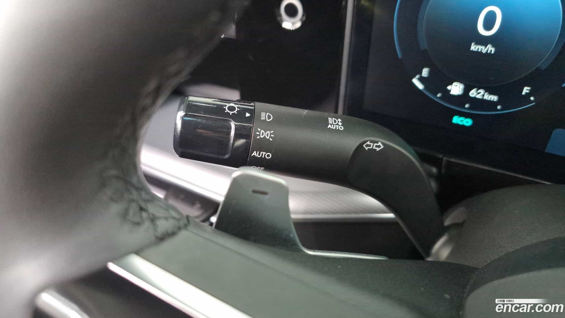 Grandeur Hyundai 2023.0-OPTION-042