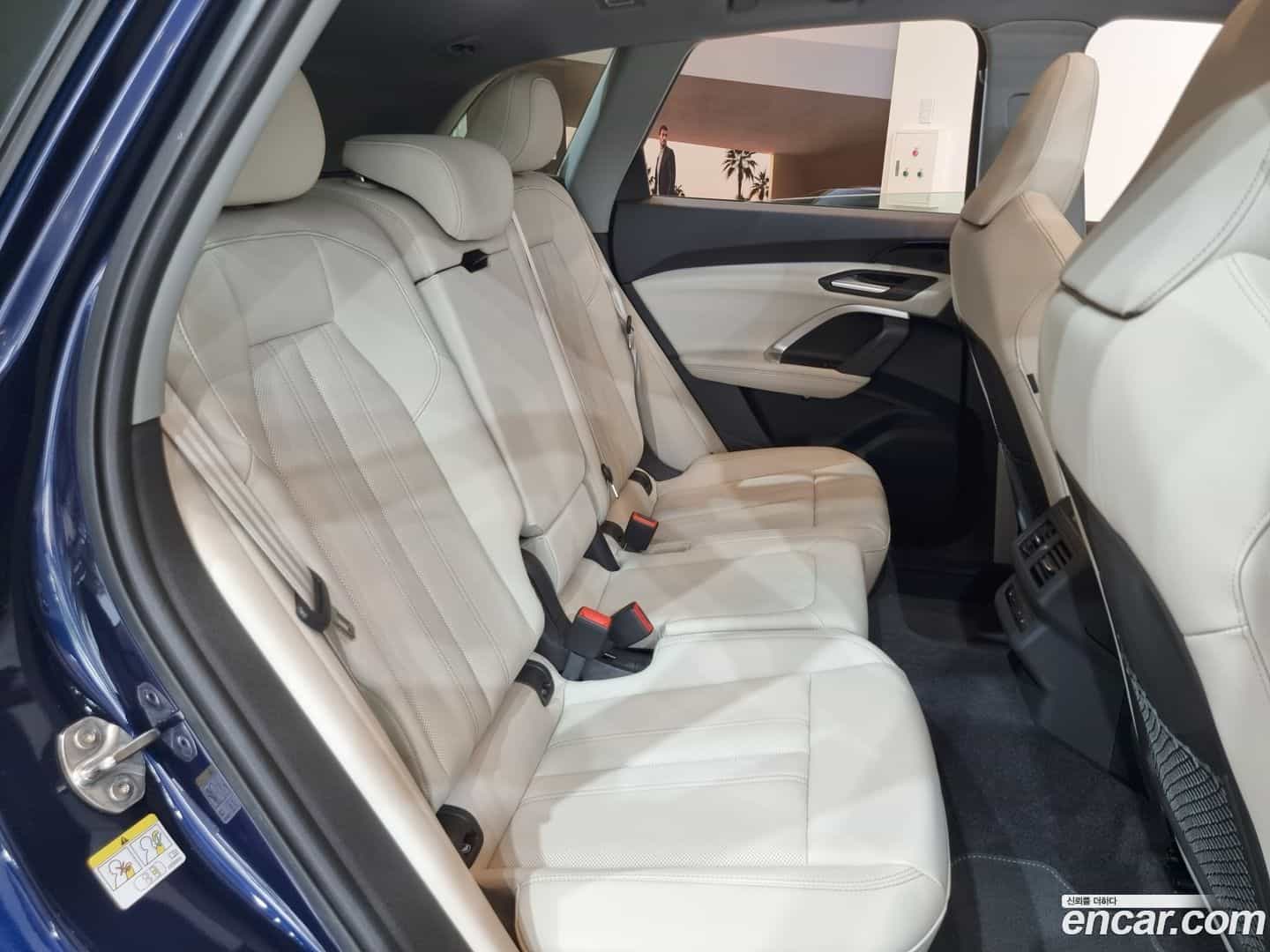 Q5 Audi 2025.8-OPTION-016