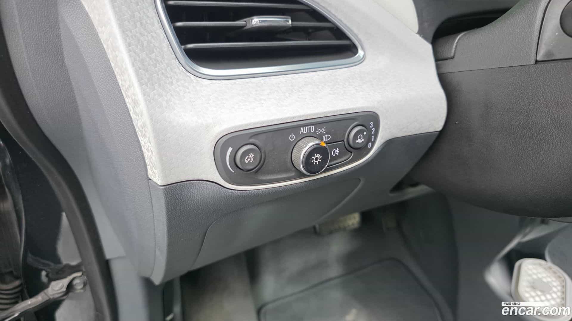 Bolt EV Chevrolet 2019.11-OPTION-016
