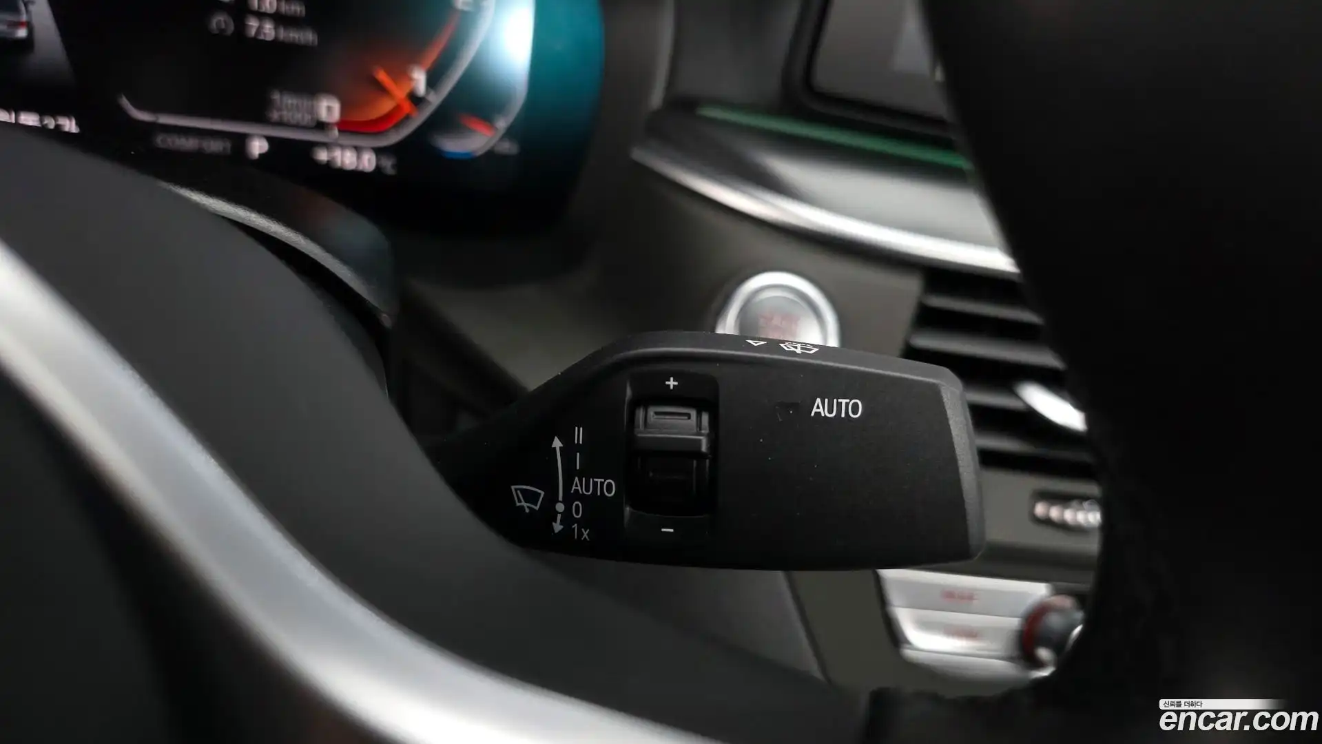 5-Series BMW 2023.6-OPTION-041
