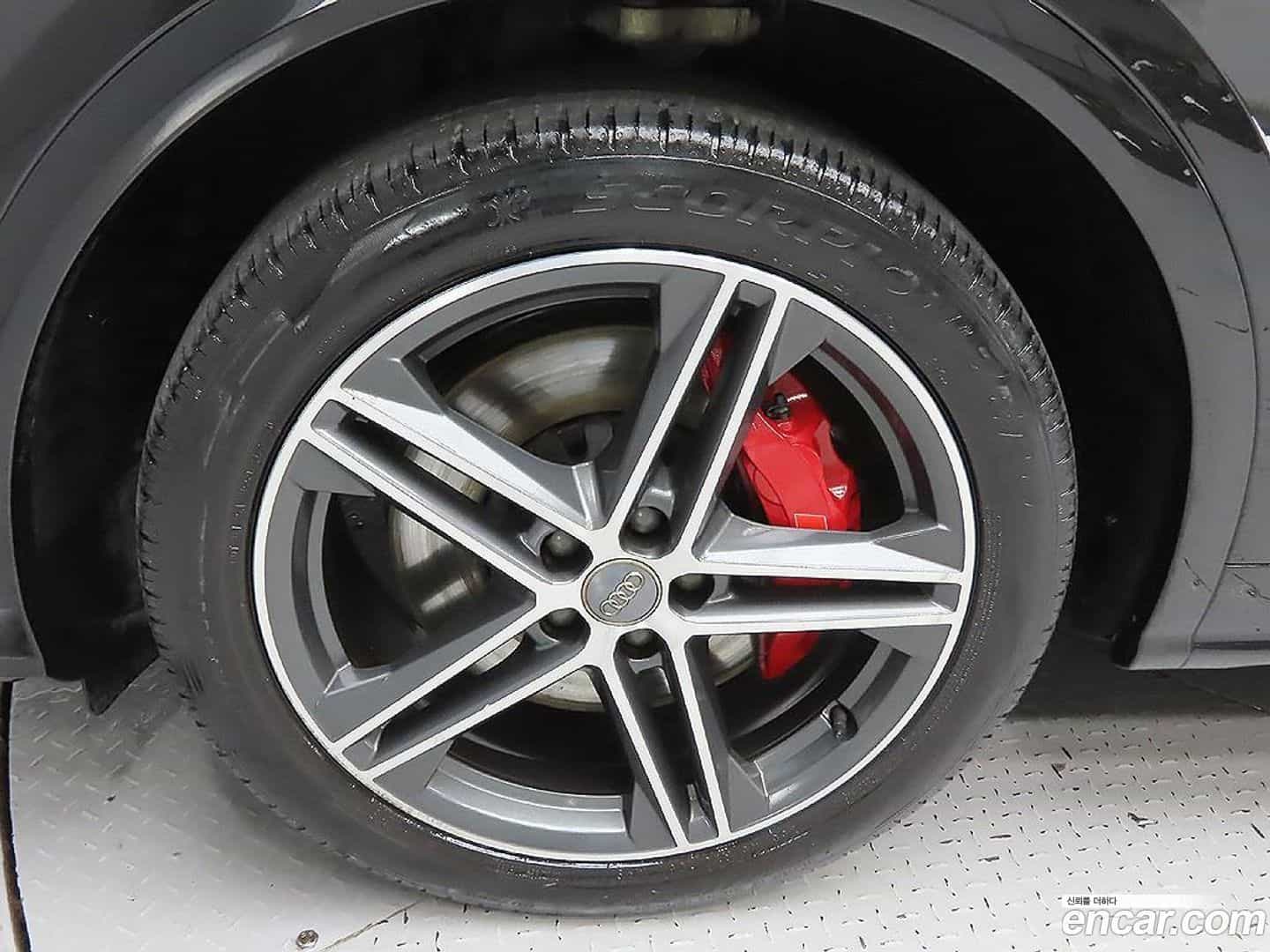SQ5 Audi 2020.11-OUTER-005