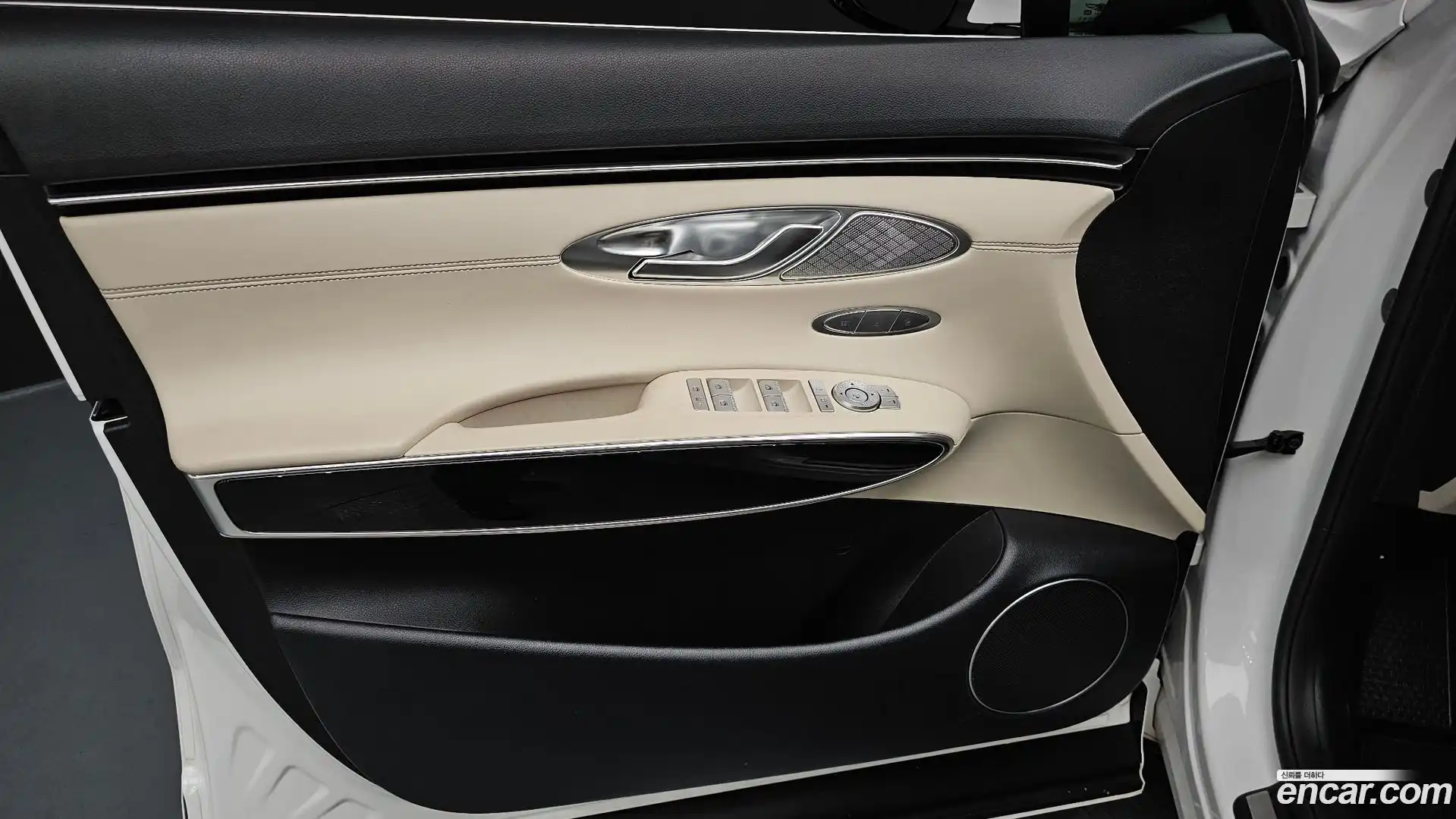 GV70 Genesis 2023.3-INNER-034