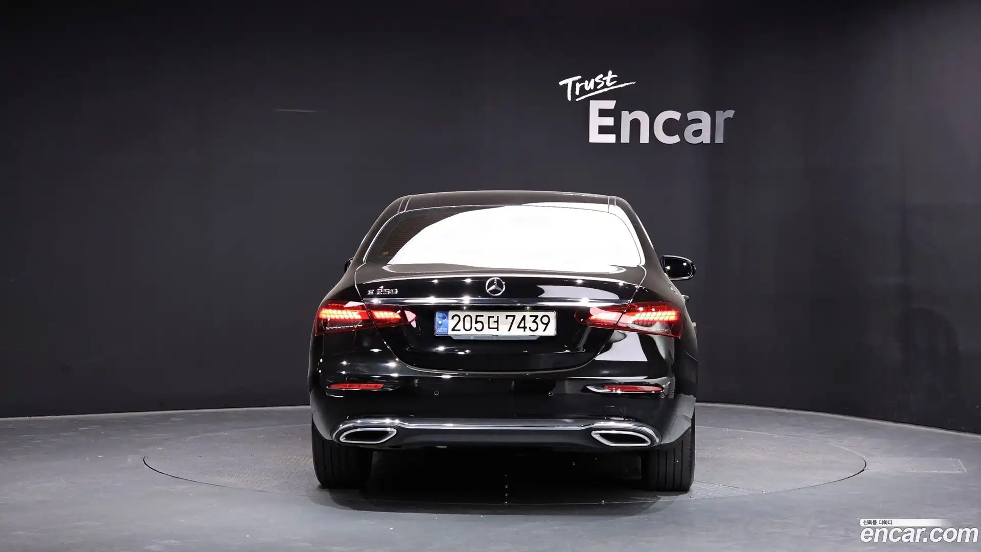 E-Class Mercedes-Benz 2021.4-OUTER-004