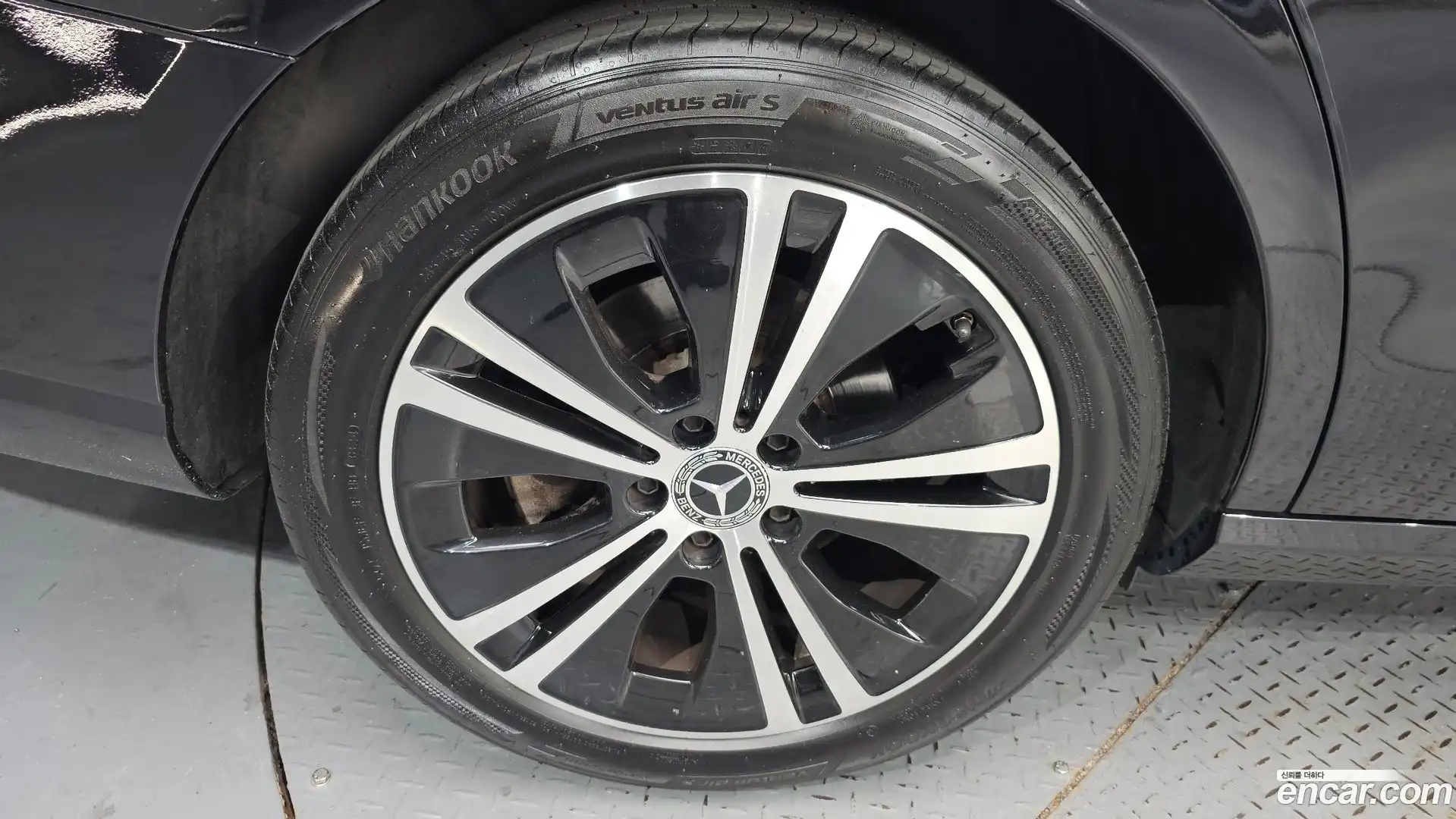 E-Class Mercedes-Benz 2021.4-OUTER-005