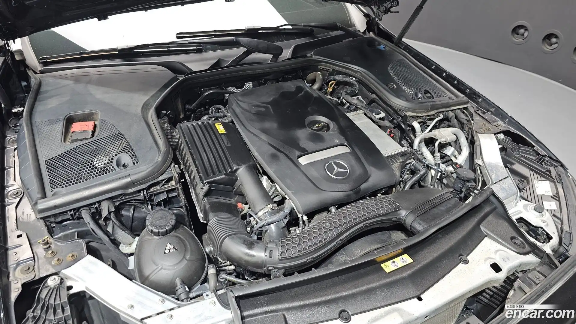 E-Class Mercedes-Benz 2021.4-OUTER-006