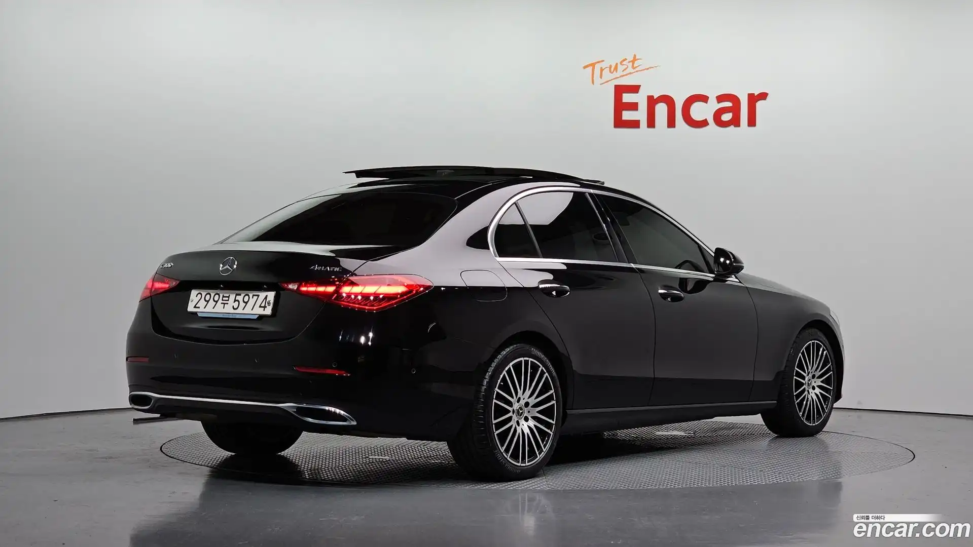 C-Class Mercedes-Benz 2024.4-OUTER-002