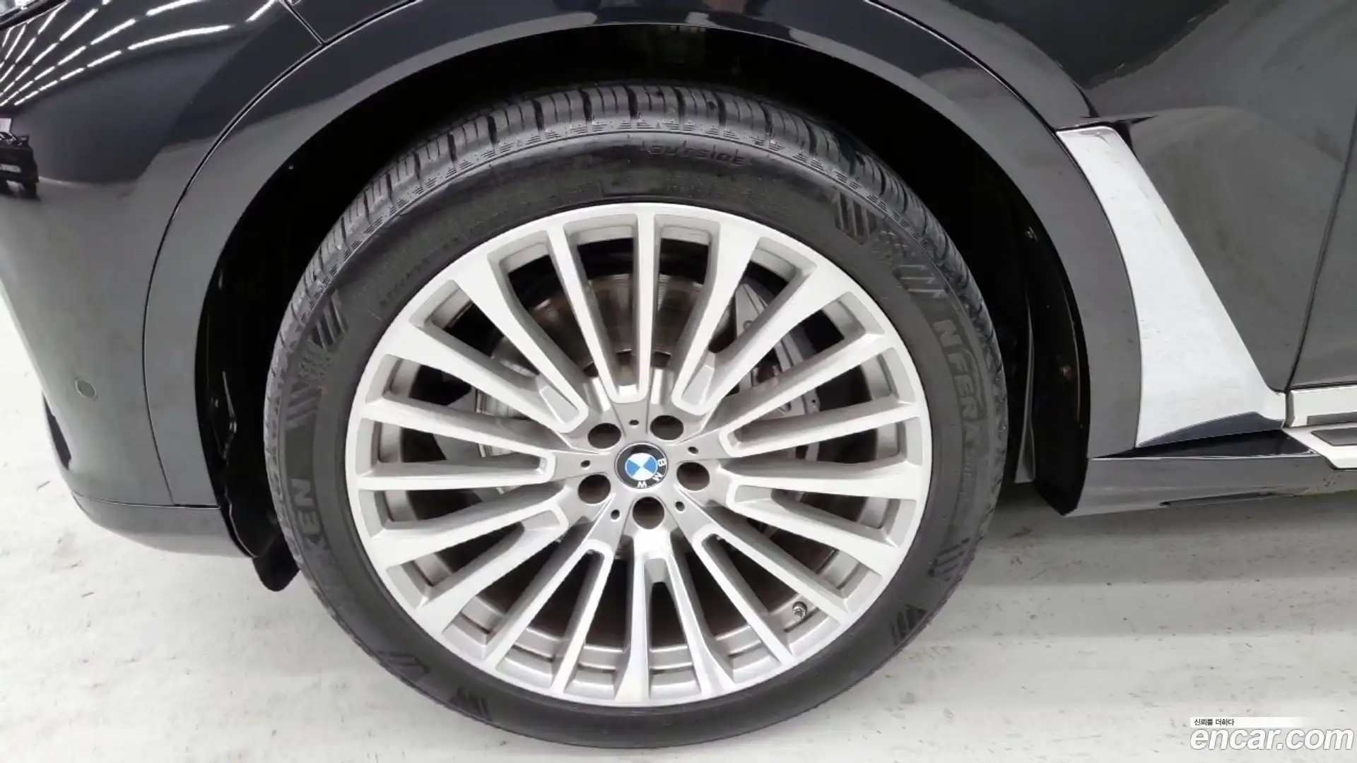 X7 BMW 2022.2-OUTER-005